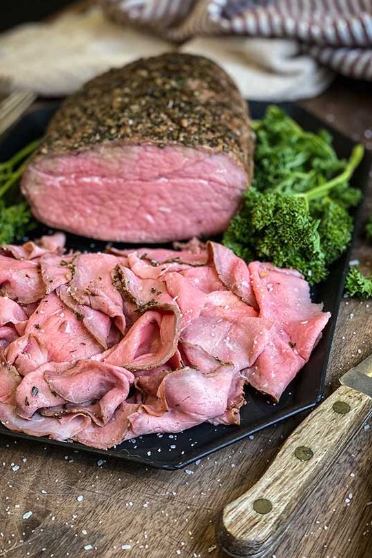Rosbif Ahumado con Ojo de Rosbif Redondo - Grillseeker