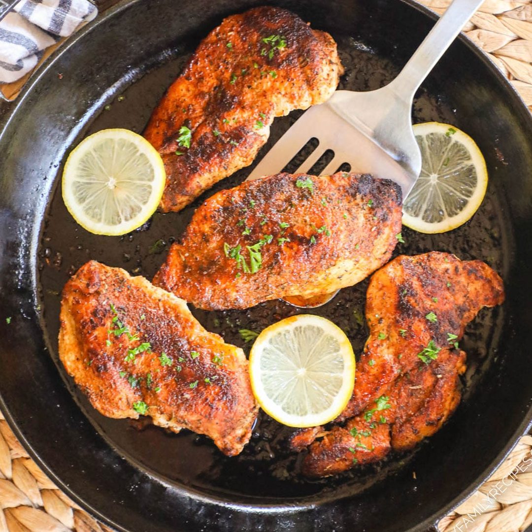 Receta de pechuga de pollo ennegrecida
