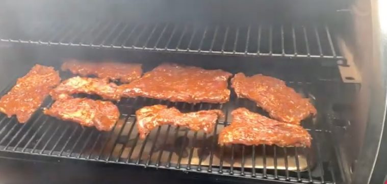 Receta de carne asada para la parrilla Traeger - Outer Banks Ace
